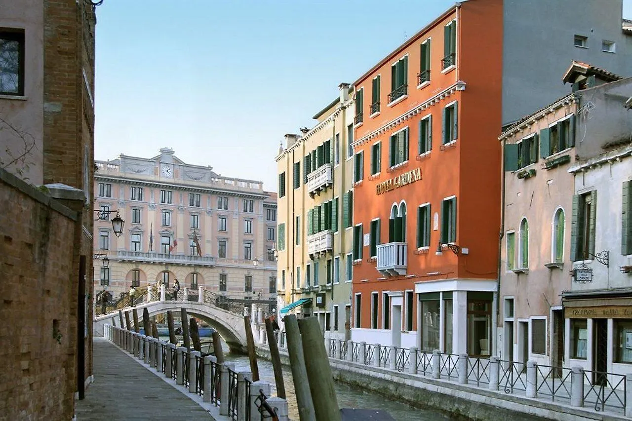 Επικοινωνία με το Venice Roulette Hotel 3